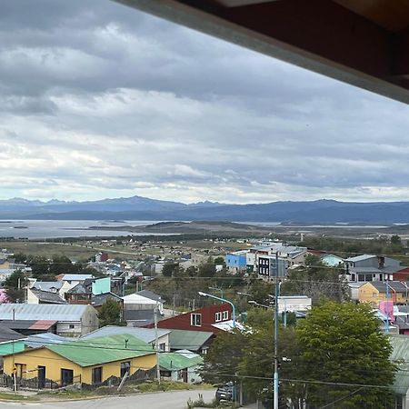 Ushuaia Aparts Depto 2 Apartment Exterior photo